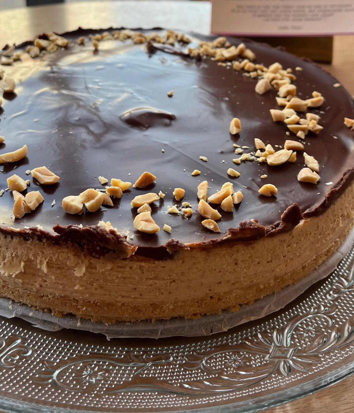 Flow's Snicker Cheesecake
