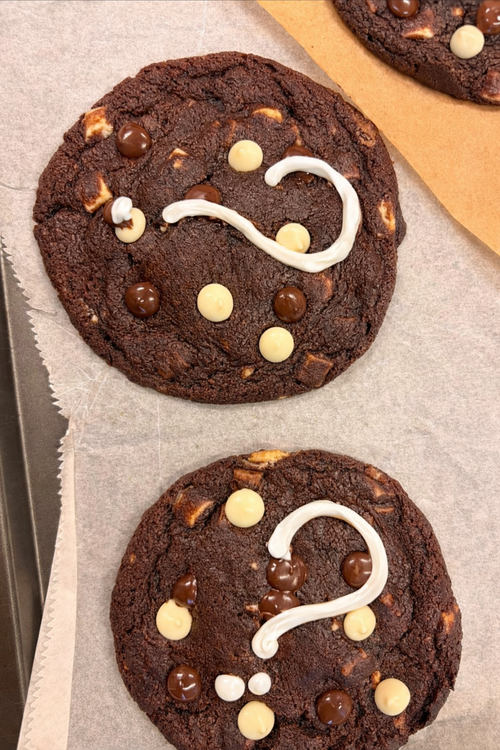 Gender reveal cookie